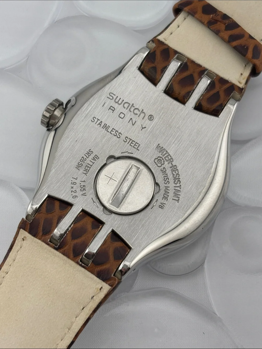 Swatch watch yns421